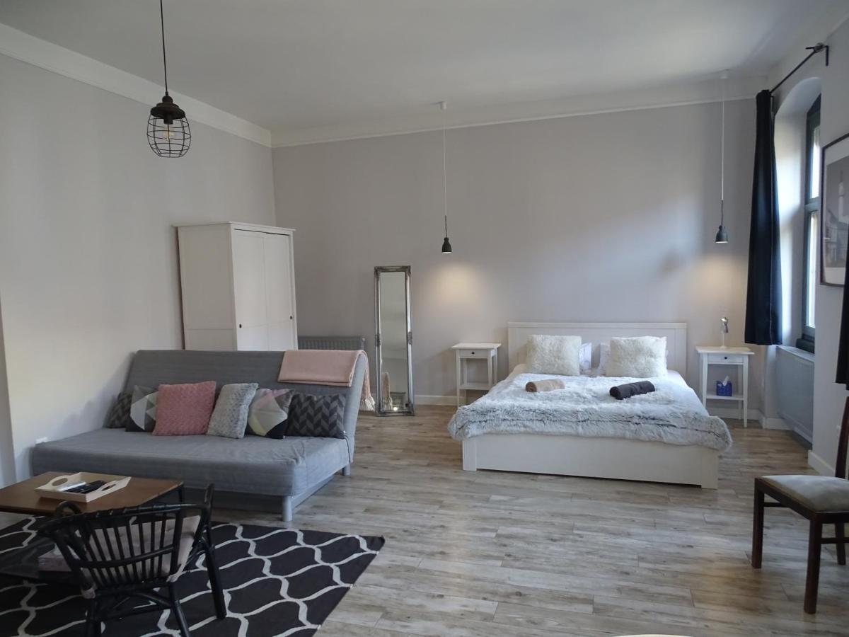 Ovaros Apartman Veszprém Εξωτερικό φωτογραφία