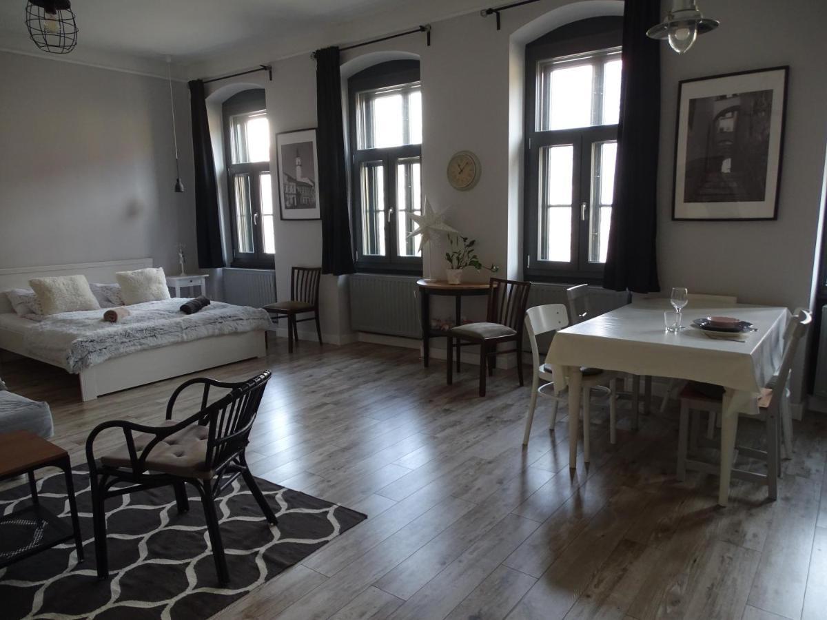 Ovaros Apartman Veszprém Εξωτερικό φωτογραφία
