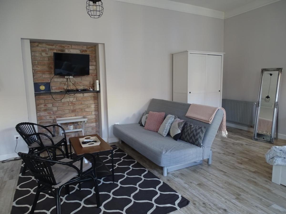 Ovaros Apartman Veszprém Εξωτερικό φωτογραφία