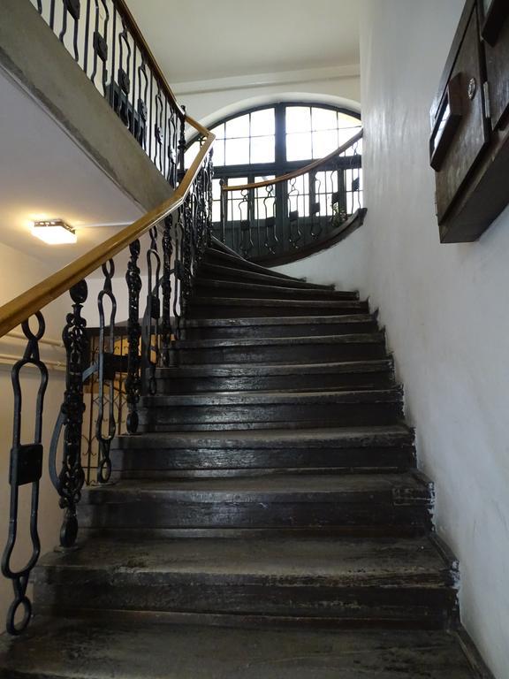 Ovaros Apartman Veszprém Εξωτερικό φωτογραφία