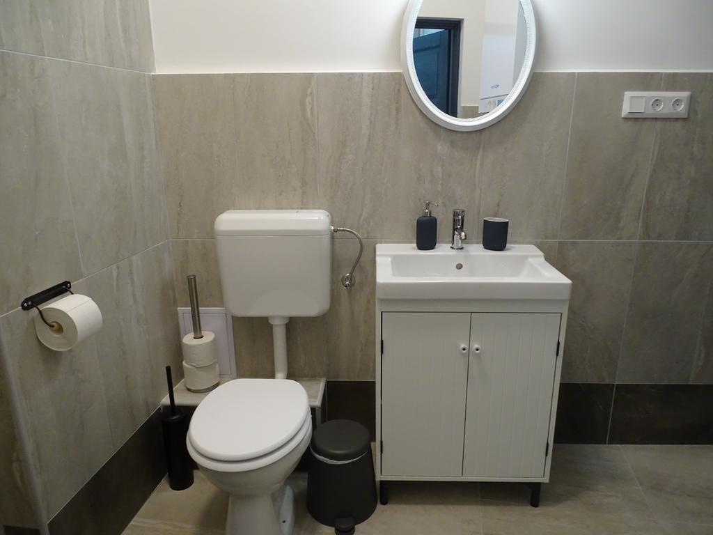 Ovaros Apartman Veszprém Εξωτερικό φωτογραφία